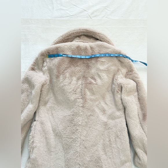 Le Chateau Plush Teddy Faux Fur Coat - Picture 7 of 14